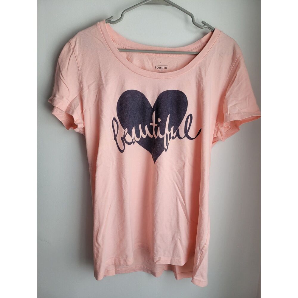 Torrid Size 1(14/16) Salmon Pink Graphic Top Beautiful